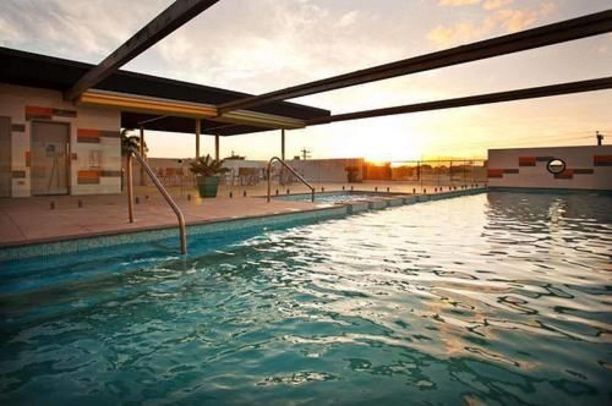 Quest Mackay On Gordon Aparthotel Екстериор снимка